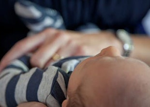 What Clothes Should I Wear After I Have My Baby? What Clothes Should I Wear After I Have My Baby?