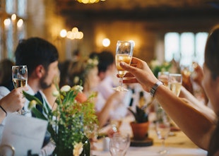 How To Dress For A Summer Wedding How To Dress For A Summer Wedding